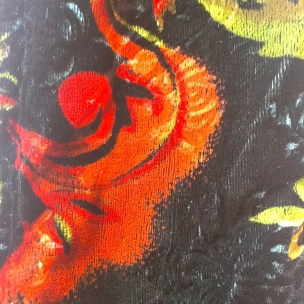 - Beautiful‎ black velvet scarf with rich shades